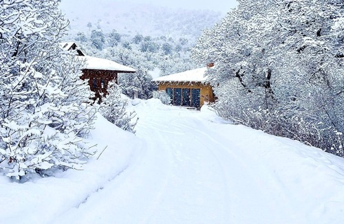Glenwood Springs Apartment | Mountain Retreat Minutes From Sunlight Ski Area