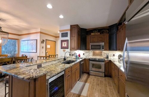 Mountain House Condo | Mountain Summer Getaway w/Peaceful Patio