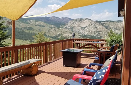 Drake Cabin | Mountain Time! Come for the View, stay for the ALTITUDE adjustment!
