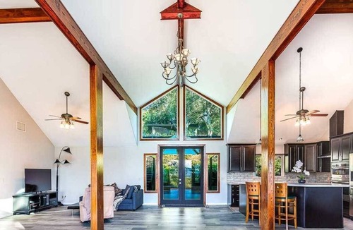 Bonita House | Mountain View Glendora