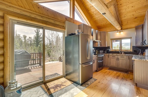 Crystal Lake Cabin | Mountain-View Front Range Colorado Vacation Rental