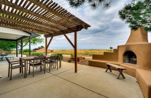Boulder House | Mtn-View Home w/Pickleball Court in Louisville!