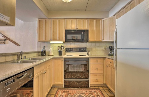 Dillon Condo | Mtn Views, Ground Floor: Rec Path and Lake Access