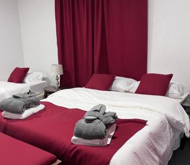 Downtown Los Angeles House | Naryn Guest house