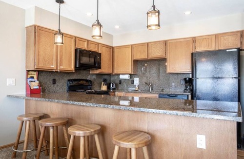 Wildernest Condo | Nature Retreat Near Trails & Resorts Hot Tub!