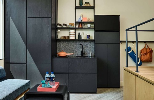 Cole Hotel | Near Empower Field at Mile High + Kitchen & Bar