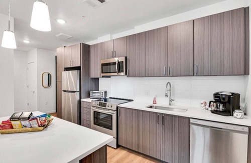 Jewell Heights - Hoffman Heights Apartment | Near Hospitals/New 1B1B