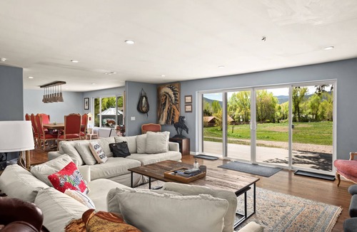 Basalt House | Near resorts, walk to town!