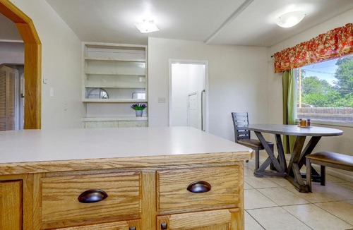 Pueblo House | Near Riverwalk & Lake Adventures! Pueblo Home