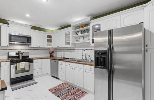 Ohio City House | NEST ON VESTRY- Huge Modern UNBEATABLE Proximity