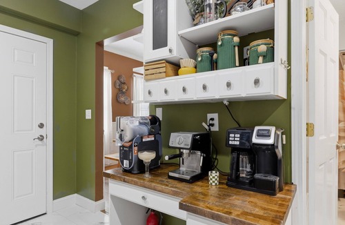 Ohio City House | NEST ON VESTRY- Huge Modern UNBEATABLE Proximity