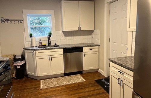 Kirtland House | NEW Amazing 3-bedroom 2 bath house in Kirtland Sleeps 8- RV/Camper/Boat Parking