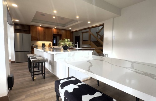 Avon Ski Chalet | New! Beaver Creek, Holden Road Location & Ski-in!