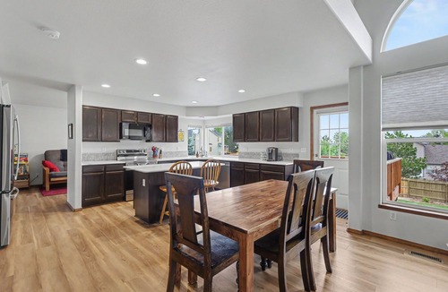 Southwest Colorado Springs House | New! Broadmoor Reserve Home, Mountainside views, Deck. A-STRP-24-0585