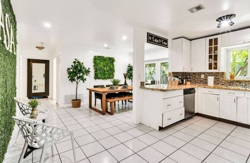 North Central Hollywood House | NEW Casa Agape | Waterfront I HotTub