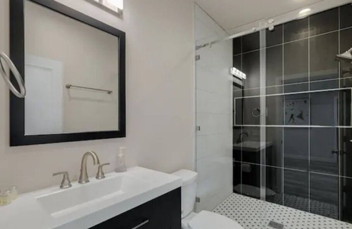 Claremont House | NEW Home near Colleges & Downtown - free parking