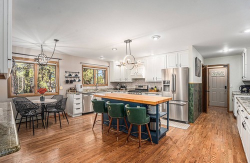 Colorado Springs House | New Listing! Family Retreat w/Zipline + Theater + Sauna