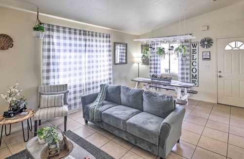 Kingman Cottage | NEW! Lovely Kingman Cottage < 7 Mi to Trailheads!