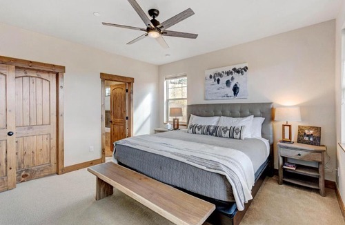 Rendezvous House | New Luxury Cabin #60 - Hot Tub & Great Views - 500 Dollars Of FREE Activities & Equipment Rentals Daily