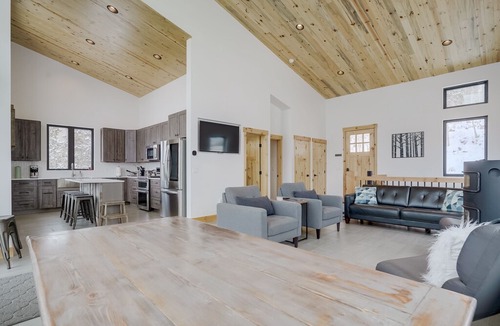 Winter Park Highlands Cabin | New Modern Mountain Cabin with Spectacular Views