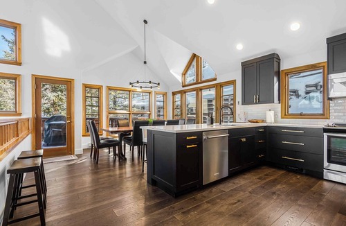 Beaver Creek House | New Modern Townhome by InvitedHome | Deck, BBQ, Hot Tub, Walk to Village