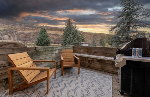 Avon Apartment | New | Prime Location | Skier`s Paradise