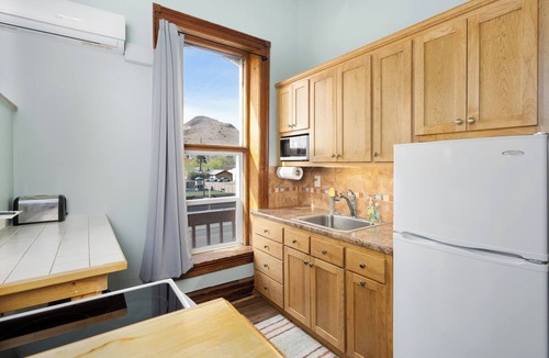 Del Norte Apartment | New Sauna Stone Quarry Studio apartment