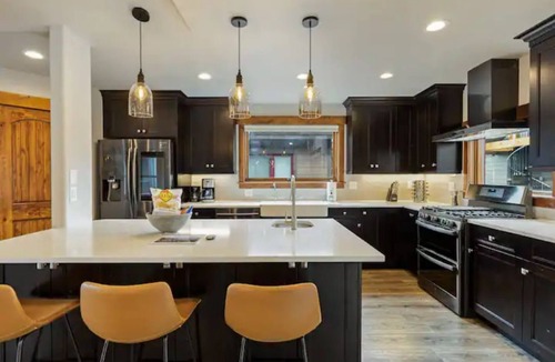 Frisco House | NEW! Single family home w/Rooftop Deck & Salt Water Hot Tub