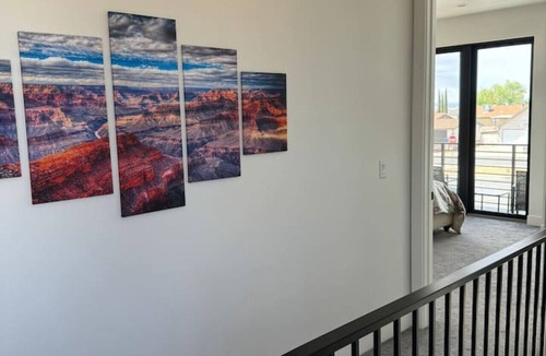 Page House | New Town Home-Sleeps 12- Multiple available- #11