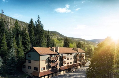 Highland Meadows Condo | New Year's 2024 Ski Vacation at Vail Marriott Resort, Full Condo