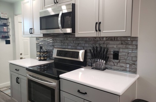 Sunnyheights House | Newly remodeled 3 bedroom home near Pueblo Reservoir