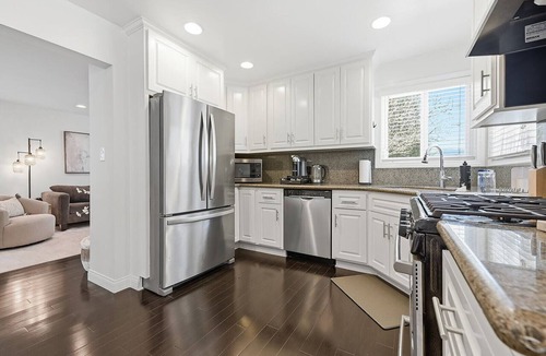 Clarkdale House | Newly Remodeled and Furnished 3BR Culver City