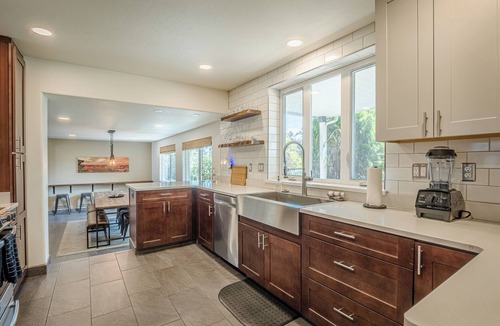 Palisade House | *Newly Remodeled* Perfect for Groups