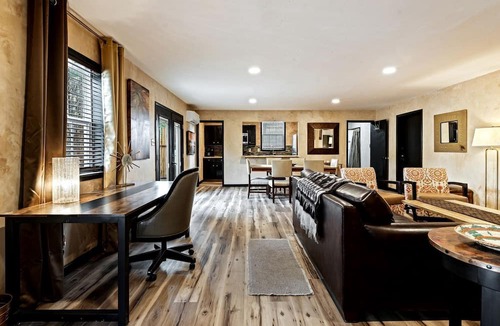 Taos House | Newly Renovated Vacation Rental with Private Patio Near Glamping & RV Park in Taos, New Mexico