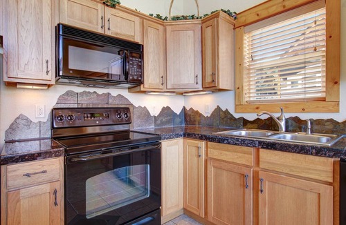Estes Park Condo | Nisa Mountain 36 - 2 Br Condo with Lake and Mountain Views