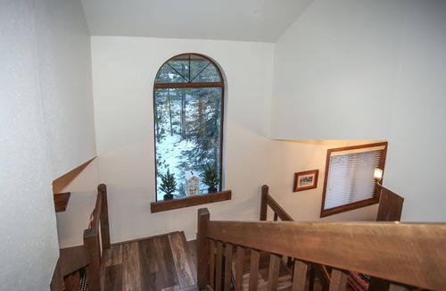 Blue River Ski Chalet | Norway Cabin