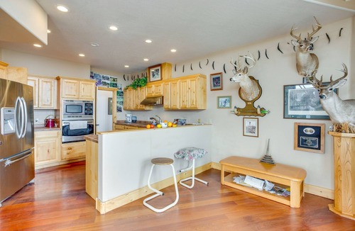 Norwood House | Norwood Home on 36 Acres: Hunting, Fishing & More!