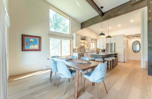 Mount Crested Butte Condo | Oak at Outrun, brand new remodel, fireplace!