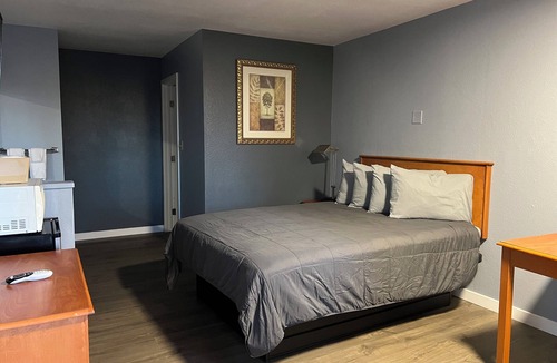 Fallon Hotel | Oasis Inn & Suites