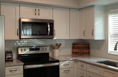 Breakers Condo | Ocean Front Condo, Steps to the beach, 2 bed/2 bath-Private beach & pool