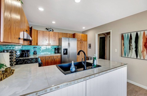 South Laguna Villa | OCEAN FRONT! Private stairs from home to BEACH! B