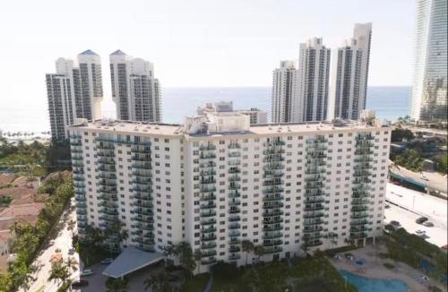 Sunny Isles Beach Apartment | Ocean Reserve Miami Sunny Isles Collins Ave
