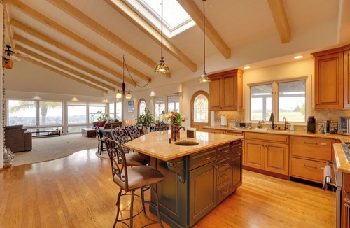 Live Oak House | Ocean View + Private Garden: Santa Cruz Home