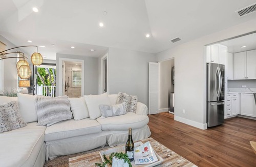 East Mesa Apartment | Ocean Whispers from the Sea