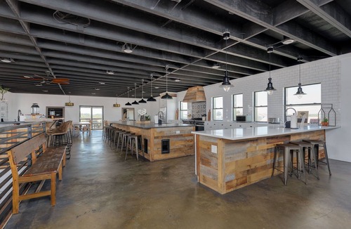 Vilano Beach House | Oceanfront 8/4 | Industrial Chic | Large Groups