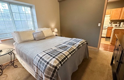 Historic Fort Collins High School Apartment | Old Town - Beautiful 2 Bedroom; Walk/Or Ride Your Bike To Old Town