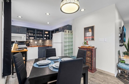 University Park Apartment | Old Town Condo Near CSU | Pool, Sauna, Gym & Bikes