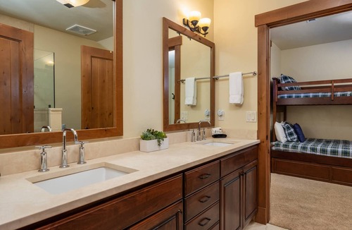 Downtown Steamboat Springs Condo | Olympian 303 | Delightful Downtown Digs | Walk To Shops & Restaurants | Ski Jumpers at Howelsen Hill