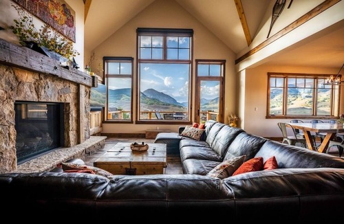 Mount Crested Butte House | On resort in Prospect Development-Direct Ski In/Out-Trampoline-Views
