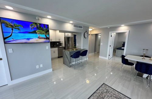 Galt Mile Condo | ON THE BEACH, OCEAN FRONT VIEW 2-bedroom Condo unit in fabulous Fort Lauderdale